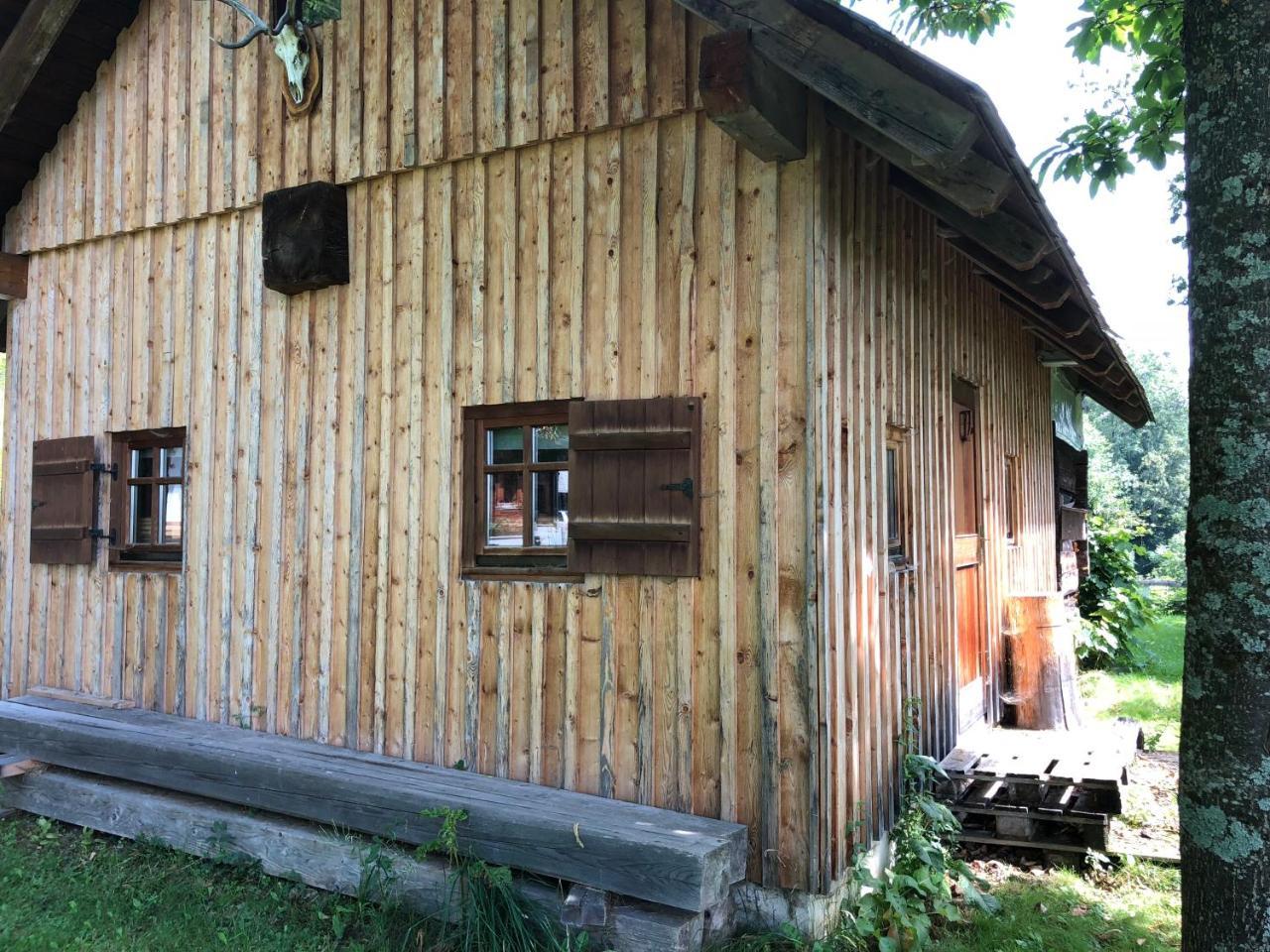 Villa Waldheimathuette à Sankt Kathrein am Hauenstein Extérieur photo
