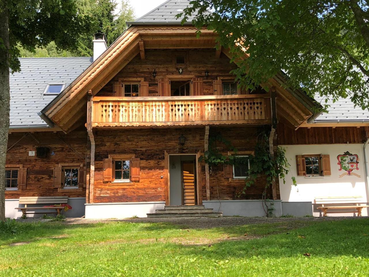 Villa Waldheimathuette à Sankt Kathrein am Hauenstein Extérieur photo